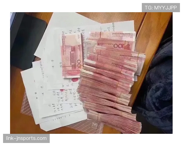 孙准浩在韩国买菜都用现金，说是怕刷卡记录被教练看见